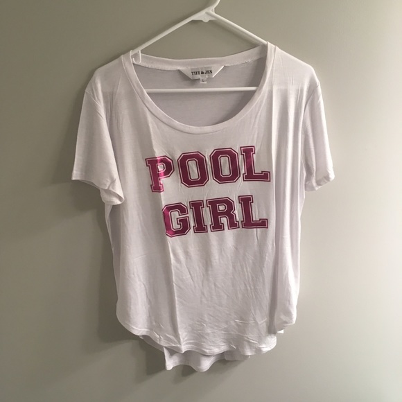 Pool Girl 🏊🏻‍♀️ Super Soft High Low Tee - Picture 3 of 8